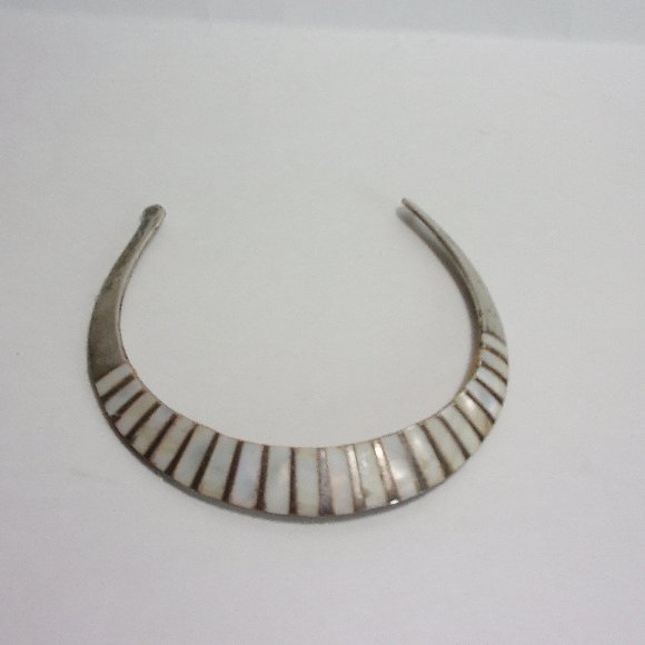 Unknown Jewelry - Bold Silver Collar Necklace MOP inlay